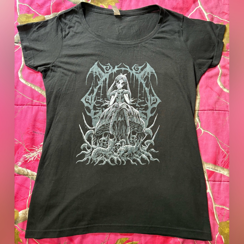 Vampire Freaks Black and White Graphic Fitted T-Shirt